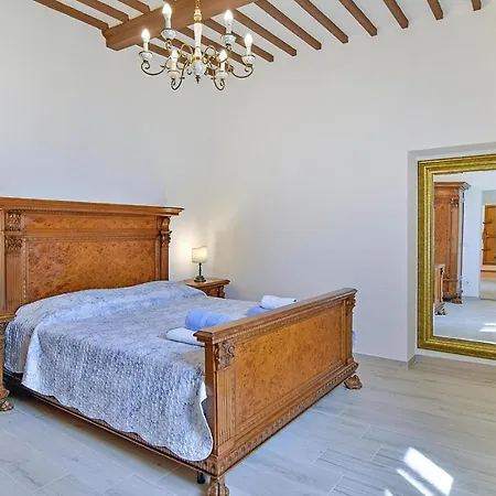 1 Bedroom Gorgeous In Апартаменты
