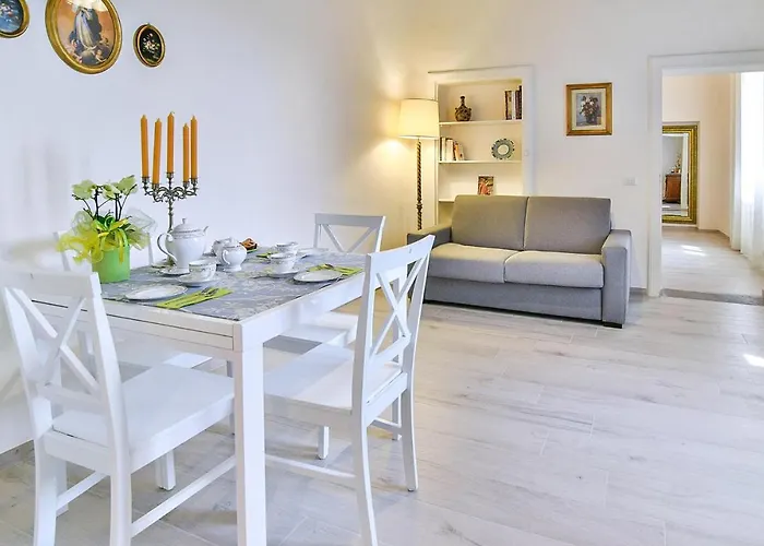 Апартаменты 1 Bedroom Gorgeous In
